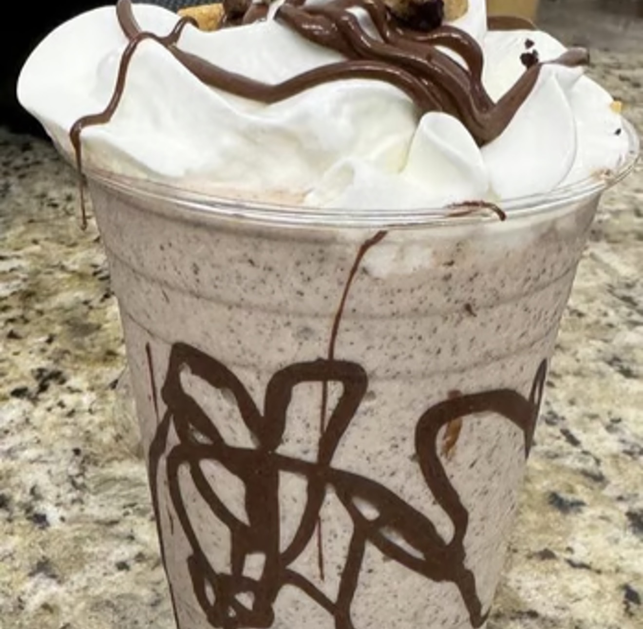 Chocolate Chip / Chocolate Cookies Shake